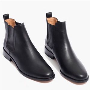 Black Leather Chelsea Boots Madewell - Like New!